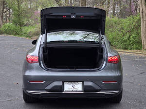 รถยนต์เมอร์เซเดส-เบนซ์ EQE 350 4MATIC ปี 2023 สภาพดี ใช้งานน้อย - Product Image 5