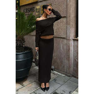 Ensemble jupe et haut décontracté Madonna 10078 en tricot pour l'automne - Product Image 5