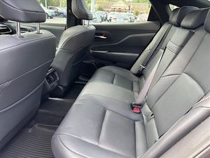 Gran Oferta: Toyota Crown Limited AWD Usado 2023 - Product Image 4