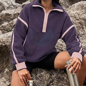 Sweat-shirts en polaire sherpa surdimensionnés doublés très tendance pour femmes, style décontracté avec logo sur le devant, écologiques pour l'hiver - Product Image 4