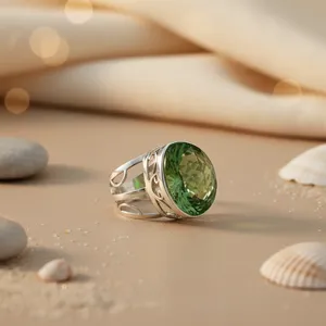 Anillo de Plata 925 Art Palace con Gema Verde, Joyería Fina Geométrica para Mujer, Chapado en Rodio, Corte Platino - Product Image 1