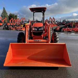 Tractor Kubota M6060HD Ku2022: Potencia y Rendimiento para la Agricultura Moderna, Tractor de Ruedas 4WD Kubota M7060HD de 64HP con Embrague Hidráulico para Granja - Product Image 1
