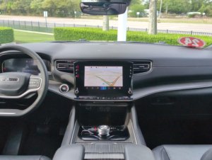 Jeep Wagoneer L Series II Twin Turbo 4WD 2024 Usado en Buenas Condiciones - Product Image 5