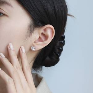 Luxury <b>Heart</b> Shape Diamond <b>Stud</b> <b>Earrings</b> 14k 18k White Gold Real VVS Moissanite Diamond <b>Stud</b> <b>Earrings</b> for Men Women - Product Image 3