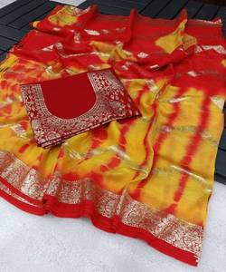 Saree prêt-à-porter avec détails de fleurs en velours - Product Image 3