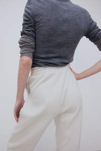 Pantalon pantalon à ourlet élastique en mélange de coton pour femmes personnalisé ajusté décontracté broderie Logo Design gris couleur poche latérale pour l'hiver - Product Image 5