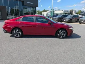 2024 Hyunda Elantra Sel - Product Image 5