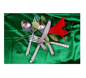 Cuillère de service en acier inoxydable avec poignée en nacre - Product Image 2