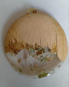 Collier à pendentif en résine, bijoux en bois de résine Collier en bois et pendentif en résine fait à la main Meilleur cadeau pour l'anniversaire de votre amour - Product Image 5