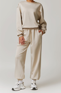 Ensemble survêtement 2 pièces coupe ample pour femme, sweat à capuche et pantalon de survêtement, avec logo personnalisé - Product Image 3