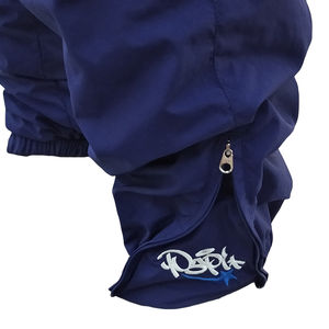 Conjunto Deportivo Personalizado para Hombre, Chaqueta Cortavientos y Pantalones Cargo de Nailon con Cremallera, Logotipo Bordado, 2 Piezas - Product Image 6