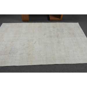 Tapis vintage 4,4x7,8 pi (135x238 cm), tapis persan turc blanc - Product Image 3