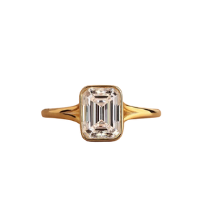 Emerald Cut Lab Grown Diamond Solitaire Ring Juego de bisel de oro de 14K con VS Clarity Split Shank para bodas - Product Image 1