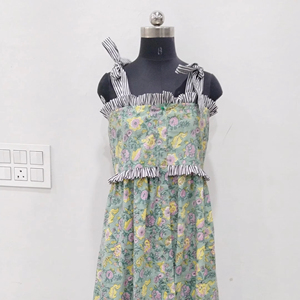 Dear-Lover Local Us Stock Sin cargos de importación Venta al por mayor Moda Verano Boho Floral Encaje Atado Correa Empire Cintura Largo Maxi Vestido - Product Image 1