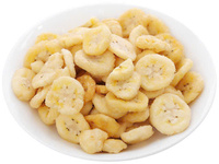 Chips de banane croustillantes vietnamiennes prêtes à consommer, goût sucré, texture ferme, saveur enrichie, prix compétitif, en sachet, prêtes à l'exportation, Kim