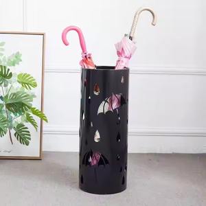 Porte-parapluie moderne en métal idéal pour une utilisation intérieure dans les foyers porches couloirs mudrooms ou bureaux pour le stockage et la décoration - Product Image 4