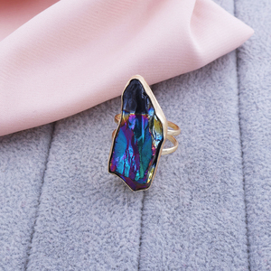 À la mode arc-en-ciel multi aura quartz double bande anneau laiton jaune plaqué or texture finition pince réglage anneaux réglables - Product Image 4