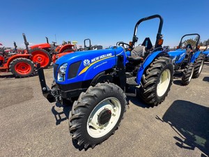 Tracteurs agricoles multifonctionnels d'occasion New Holland WORKMASTER 60 30 HP 4WD avec cabine confortable et pompe moteur avancée - Product Image 5