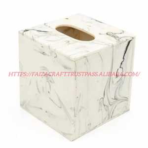 Porte-mouchoirs en résine avec accents dorés pour une touche de luxe dans les salles de bain et les espaces de vie - Product Image 2