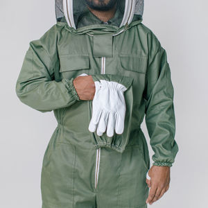Traje de Apicultura Premium de Algodón Ventilado que Ofrece Protección Completa para el Cuerpo, Durabilidad Prolongada y Ajuste Cómodo - Product Image 6
