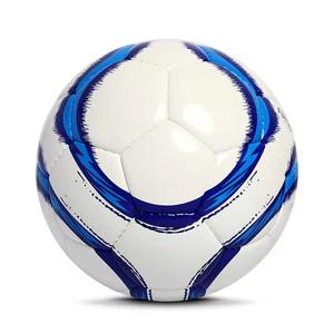 Ballon de football en cuir PU de haute qualité, dernier design, taille et poids officiels, logo personnalisé, vessie en butyle durable et légère - Product Image 1