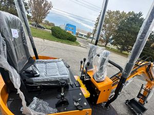 Mini-pelle de 1,8 tonne d'occasion et neuve avec pompe et roulement de la boîte de vitesses du moteur-Bon état testé et inspection vidéo - Product Image 4