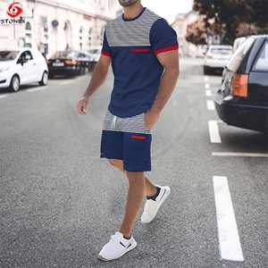 Streetwear personnalisés pour hommes Survêtements de sport T-shirt unisexe vierge Ensembles de shorts d'entraînement pour hommes 2 Pcs Survêtements courts - Product Image 1
