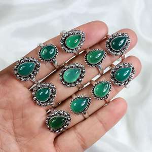 Anillos bohemios al por mayor con piedras preciosas de ónix verde natural Estilo informal Diseñador a granel Joyería Bisel Ajuste Incrustaciones - Product Image 4