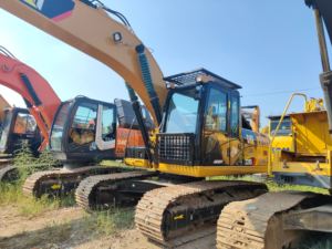 Pelle sur chenilles d'occasion Caterpillar320D 20t hydraulique Excavatrice d'occasion CAT 320D en bon état à vendre à bas prix - Product Image 4