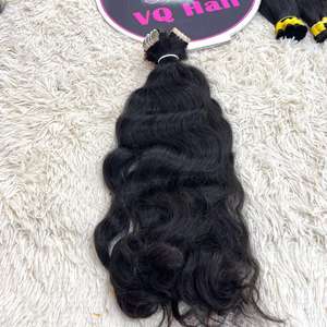 Ensemble complet d'extensions de cheveux humains de style vague naturelle dans la trame de bande de cheveux cambodgiens pour les femmes noires - Product Image 1