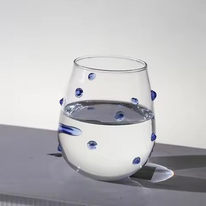 Copas de vino de cristal de calidad garantizada que crean una sensación de ritual que profundiza el disfrute y la apreciación, increíble cristalería. - Product Image 2