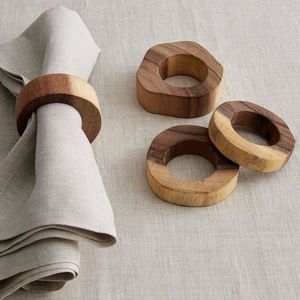 Servilleteros de madera torneados a mano para bodas temáticas naturales o fiestas elaborados con atención al grano y detalles finos - Product Image 6
