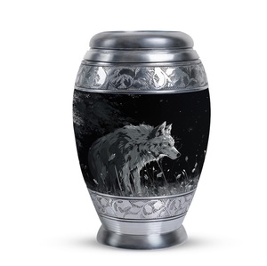 Urnas de lobo salvaje para cenizas de cremación, urna de aluminio hecha a mano para cenizas, lobo de 200 pulgadas cúbicas, urna conmemorativa personalizada - Product Image 1