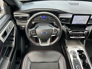 E-XPLORER ST LINE SUV AWD 2022 CON BAJO KILOMETRAJE - Product Image 3