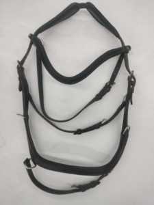 Cabestro de caballo de cuero Premium con banda nasal acolchada suave y ajuste ajustable al cuello para mayor comodidad y durabilidad - Product Image 3