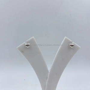 Meilleur Prix Unique Boucles D'oreilles En Argent Sterling 925 Style Classique Plaqué Or Charme De Mariage En Argent Pur Blanc Personnalisé pour les Femmes - Product Image 1