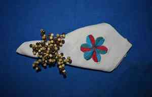 Serviette de table en coton à point fin de luxe avec tissu durable de conception de couleur unie pour les fêtes et les restaurants pour l'exportation en vrac - Product Image 2