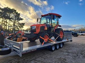 Machinerie agricole KUBOTA Tracteur avec chargeur frontal et pelleteuse à vendre au Royaume-Uni, aux États-Unis et au Chili - Product Image 2