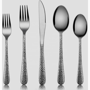 Juego de cubiertos de acero inoxidable plateado mate americano, juego de cucharas de plata con mango martillado de diseño antiguo para restaurante - Product Image 1