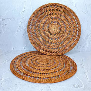 Napperons en rotin rond en gros, napperons bohèmes avec motif en maille, idées de décoration intérieure faites à la main du Vietnam - Product Image 6