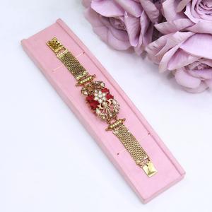 Bracelets élégants en laiton plaqué or avec pierres en moissanite, aspect de qualité supérieure, pour les mariages, les fiançailles, les soirées, pour femmes - Product Image 3