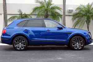 Edición Serie Diseño 2024, Caja de Cambios Manual/Automática Usada, Diésel/Gasolina, Interior Oscuro en Cuero, Volante a la Izquierda, Listo para Conducir - Product Image 4