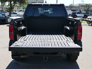 Toyota Tacoma SR5 2025, Doble Cabina, 4x4 - Product Image 4