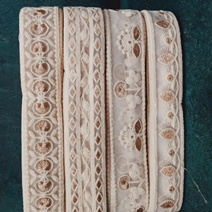 Lujoso adorno de encaje de tul bordado Floral colorido para moda nupcial y decoración del hogar diseños intrincados 100% encaje de lujo suave - Product Image 1