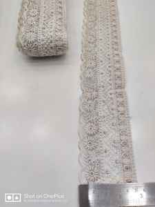 Rubans et dentelles en organza blanc de 1.5 pouces sur mesure conçus à la machine pour les robes de mariée - Product Image 3