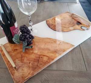 Plateau rectangulaire classique en résine et bois de haute qualité et durable pour le service des aliments, la décoration de table et les accessoires - Product Image 3