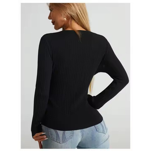 OEM ODM Usine Personnalisé Élégant Automne Hiver Femmes Col V Pull Moulant Couleur Unie Sexy Starlit Tricoté Bouton Décontracté Devant - Product Image 4