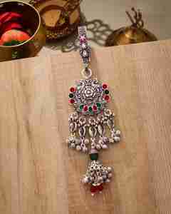 Trendy Women's Silver Juda Jewelry-Elegante colección de joyas antiguas - Product Image 1