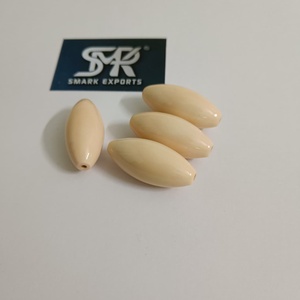 Perles ovales en résine crème élégantes pour la fabrication de bijoux et de colliers DIY, artisanat artisanal écologique - Product Image 1