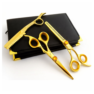 Juego de Tijeras de Peluquería de Lujo Chapadas en Oro con Tijeras de Texturización, Entresacar y Rectas y Estuche - Product Image 1